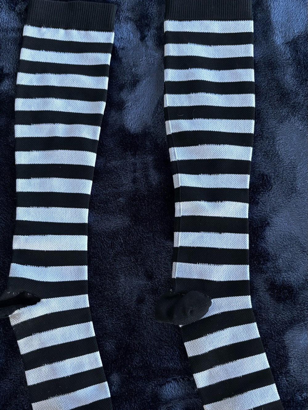 Compression Socks - Picture 5 of 6